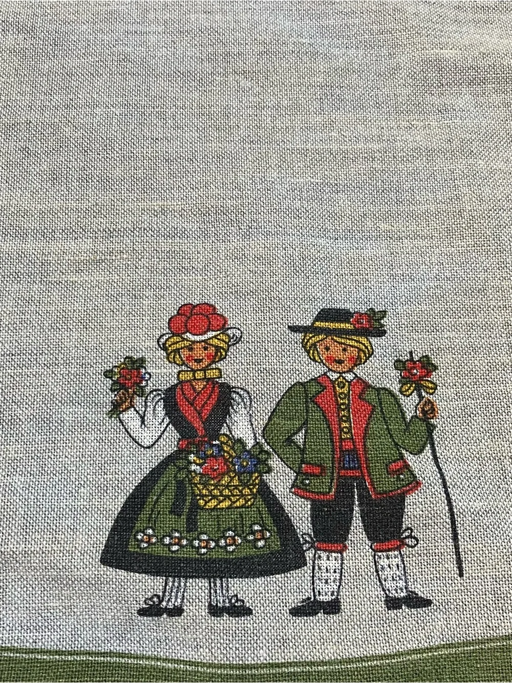 VTG West German 60” Round Table Cloth Green Folk Peasant Cottagecore Granny